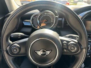 2018 Mini Hatch Cooper III (F55/F56), зелёный, 2100000 рублей, вид 1