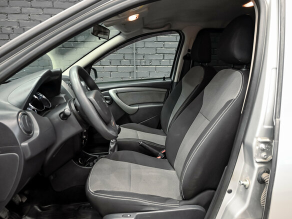 2015 Renault Duster I Рестайлинг, серебристый, 1150000 рублей - вид 10