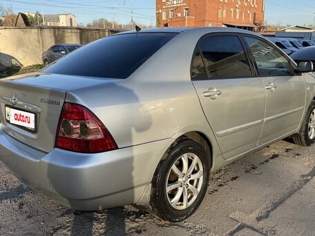2005 Toyota Corolla IX (E120, E130) Рестайлинг, серебристый, 350000 рублей, вид 3