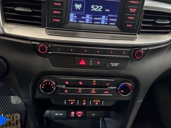 2018 Kia Ceed III, белый, 1500000 рублей - вид 11