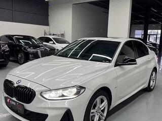 2022 BMW 1 серии 120i III (F52) Рестайлинг, белый, 2200000 рублей, вид 3