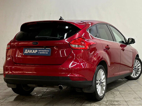 2018 Ford Focus III Рестайлинг, красный, 1010000 рублей, вид 4