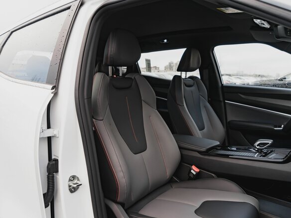 2026 Geely Cityray, белый - вид 21