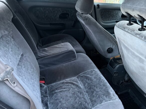 1995 Renault Laguna I, чёрный, 80000 рублей - вид 7