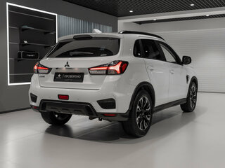 2024 Mitsubishi ASX I Рестайлинг 3, белый, 3400000 рублей, вид 5
