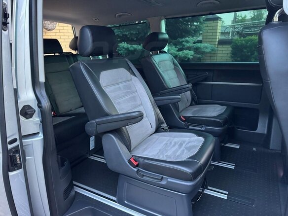 2023 Volkswagen Multivan T6 Рестайлинг, серебристый, 5250000 рублей - вид 19