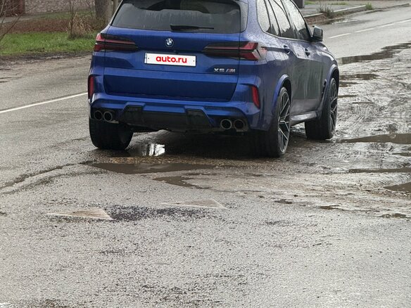 2021 BMW X5 M III (F95), синий, 8200000 рублей - вид 6