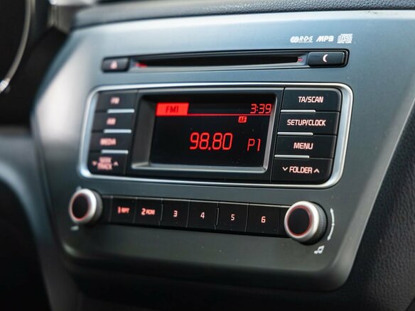 2015 Kia Rio 6-speed III, белый, 1268000 рублей - вид 29