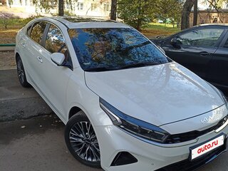 2021 Kia K3 II Рестайлинг, белый, 2100000 рублей, вид 3