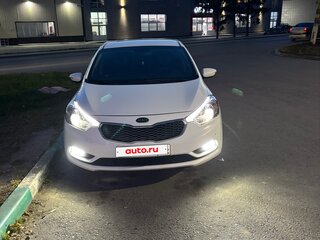 2013 Kia Cerato III, белый, 1070000 рублей, вид 3