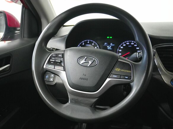 2021 Hyundai Solaris II Рестайлинг, красный, 1426000 рублей - вид 17