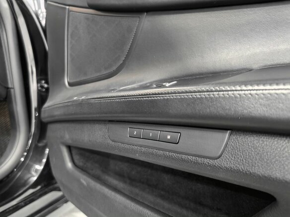 2013 BMW 7 серии Long 750Li xDrive V (F01/F02/F04) Рестайлинг, чёрный, 1620000 рублей - вид 21