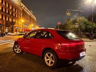 2019 Porsche Macan I Рестайлинг, красный, 5500000 рублей, вид 2