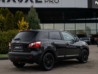 2013 Nissan Qashqai I Рестайлинг, чёрный, 1068000 рублей, вид 4