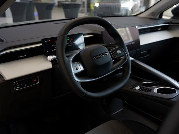 2026 Omoda C5 II, серый, 2899710 рублей - вид 12