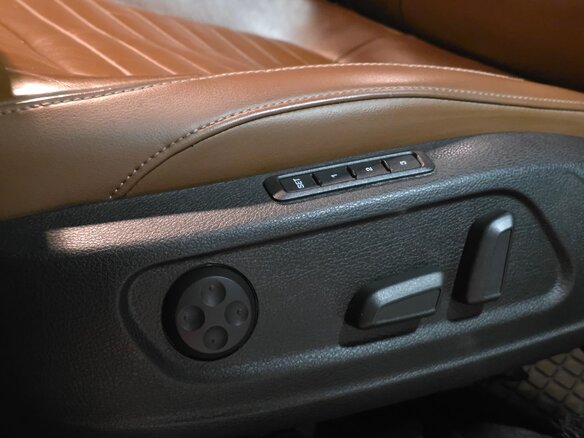 2011 Volkswagen Passat B7, чёрный, 1900000 рублей - вид 39
