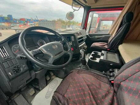 2023 Shacman (Shaanxi) SX3318, красный, 4357000 рублей, вид 5