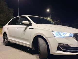 2020 Skoda Rapid II, белый, 1590000 рублей, вид 4