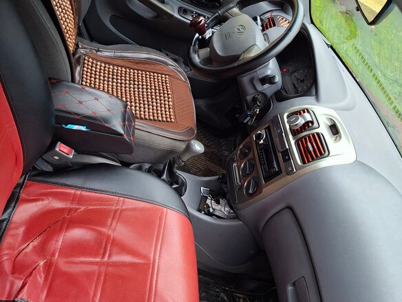 2004 Hyundai Accent ТагАЗ II, красный, 300000 рублей - вид 8