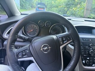 2010 Opel Astra J, чёрный, 480000 рублей, вид 5