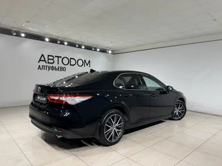 2021 Toyota Camry VIII (XV70) Рестайлинг, чёрный, 2649000 рублей, вид 2