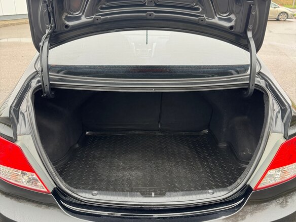 2011 Hyundai Solaris I, чёрный, 770000 рублей - вид 9