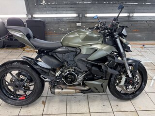 2022 Ducati Streetfighter V2, зелёный, 1800000 рублей, вид 4