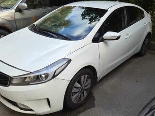 2018 Kia Cerato III Рестайлинг (Classic), белый, 850000 рублей, вид 1