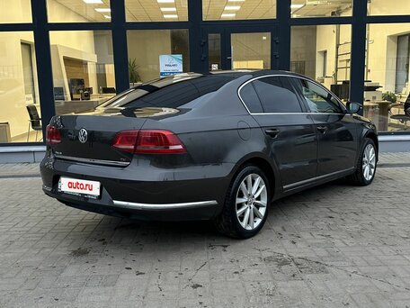 2012 Volkswagen Passat B7, коричневый, 899000 рублей, вид 3