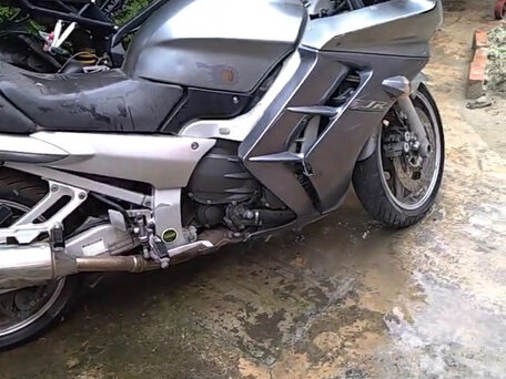 2004 Yamaha FJR1300, серебристый, 350000 рублей, вид 2