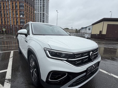 2022 Volkswagen Tayron I Рестайлинг, белый, 2790000 рублей, вид 3