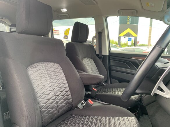 2023 Mitsubishi Delica D:5 I Рестайлинг, белый, 3030000 рублей - вид 11