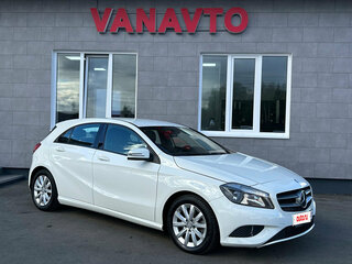 2014 Mercedes-Benz A-Класс 180 III (W176), белый, 1350000 рублей, вид 3