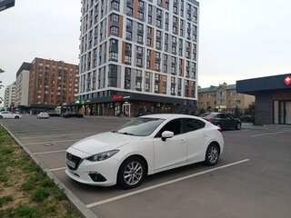2014 Mazda 3 III (BM), белый, 1199000 рублей, вид 3