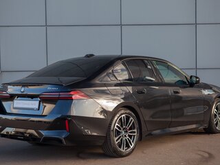 2023 BMW 5 серии 520d xDrive VIII (G60/G61/G68), чёрный, 6690000 рублей, вид 2