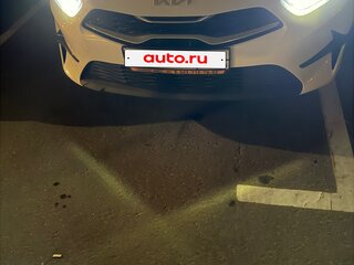 2024 Kia Ceed III Рестайлинг, белый, 2250000 рублей, вид 2