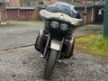 2013 Harley-Davidson CVO Road Glide, золотистый, 1200000 рублей - вид 8