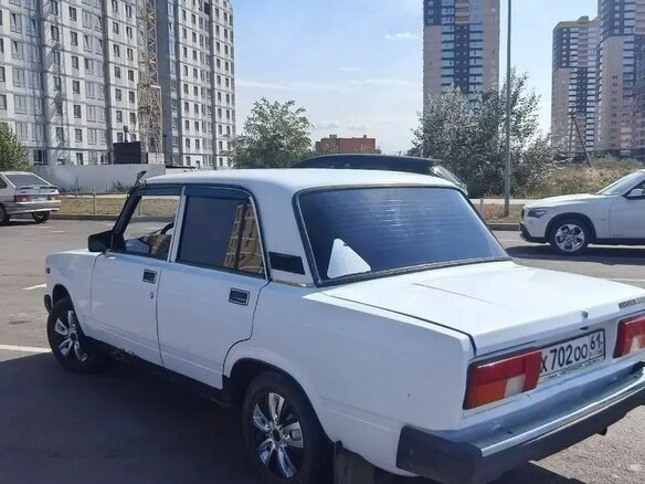 2007 Lada (ВАЗ) 21053-20, белый, 190000 рублей - вид 5