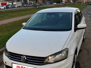 2018 Volkswagen Polo V Рестайлинг, белый, 630000 рублей, вид 3