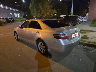 2008 Toyota Camry VI (XV40), серебристый, 750000 рублей, вид 3