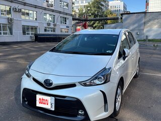 2020 Toyota Prius Alpha I (ZVW40/41) Рестайлинг, белый, 2300000 рублей, вид 3
