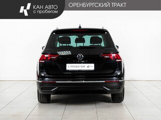 2021 Volkswagen Tiguan II Рестайлинг, чёрный, 2977000 рублей, вид 4