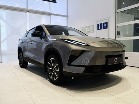 2026 Omoda C5 II, серебристый, 2629000 рублей, вид 4