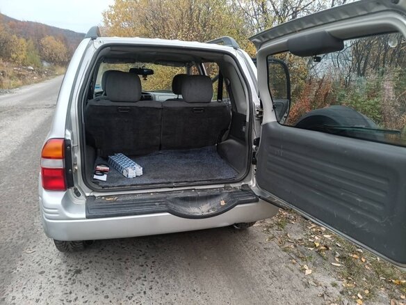 2000 Suzuki Grand Vitara I, белый, 540000 рублей - вид 8