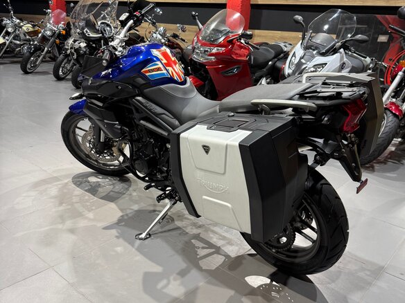 2013 Triumph Tiger 800, синий, 585000 рублей - вид 15