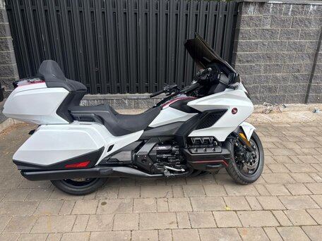 2023 Honda GL 1800 Gold Wing, белый, 2899999 рублей, вид 5