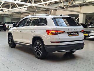 2020 Skoda Kodiaq I, белый, 2790000 рублей, вид 5