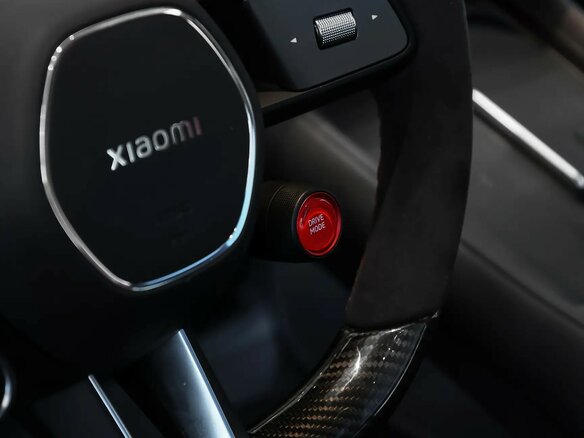 2026 Xiaomi YU7 GT, красный, 18500000 рублей - вид 9