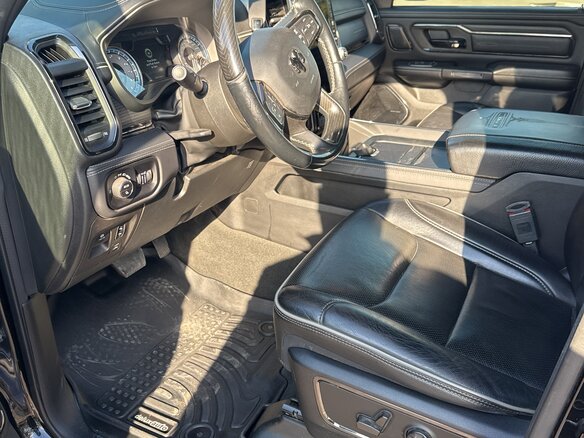 2022 Ram 1500 Quad Cab V, чёрный, 6700000 рублей - вид 8