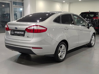 2015 Ford Fiesta Mk6 Рестайлинг, серебристый, 838000 рублей, вид 5